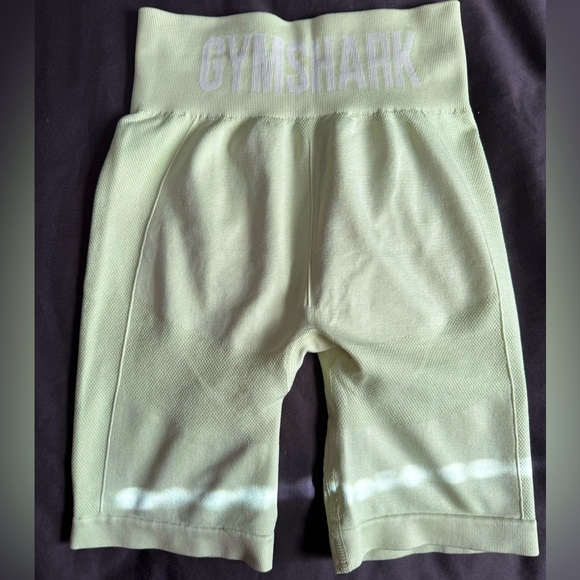Gymshark Flex Cycling Shorts in Size Small - Picture 2 of 2